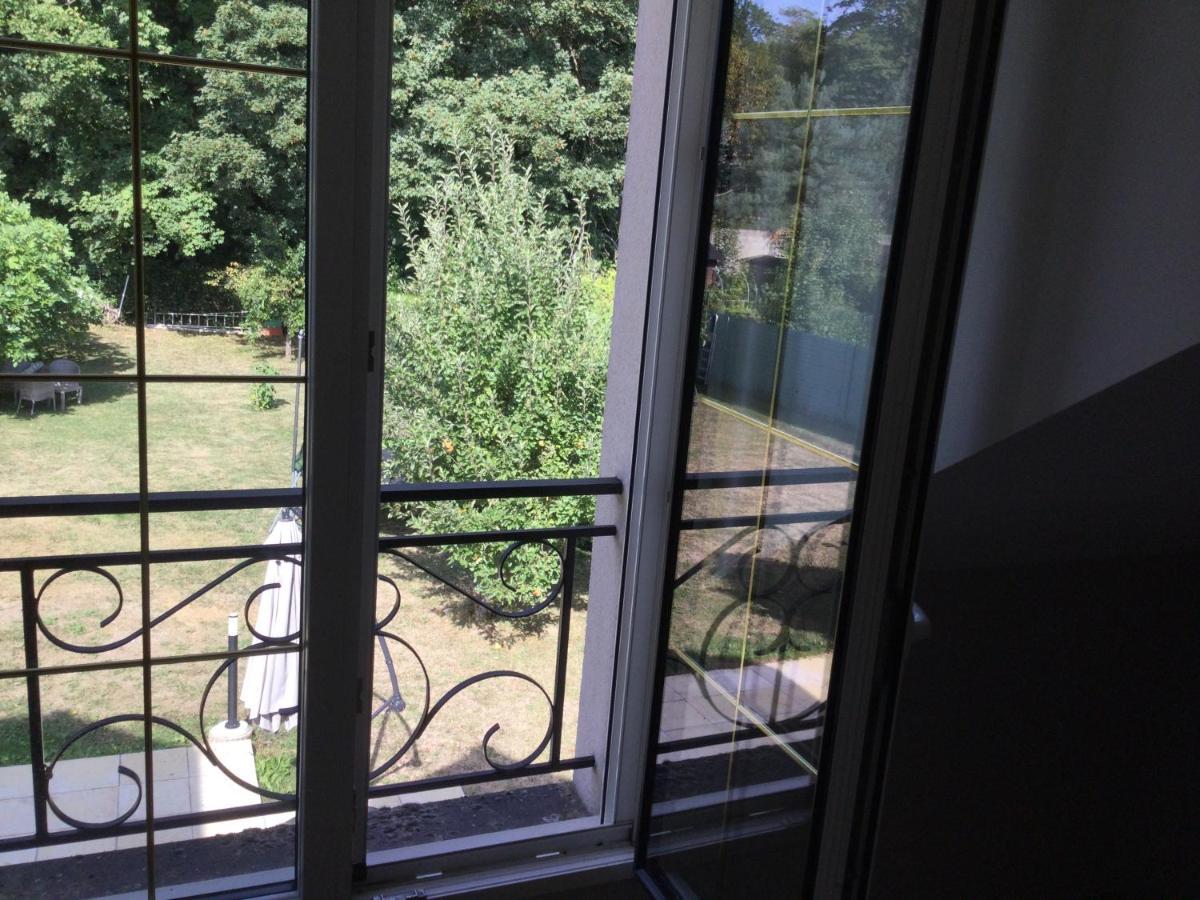 Chambre Au Calme Domont Luaran gambar